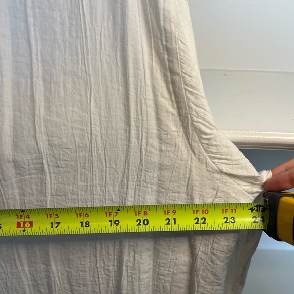 Zara White Wrinkle Pleated Button Down Shirt - XL - Picture 5 of 7